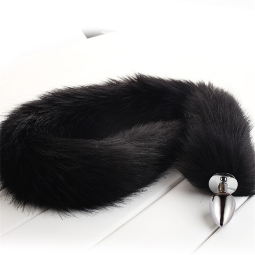 Metal butt plug with huge black tail - Image 3